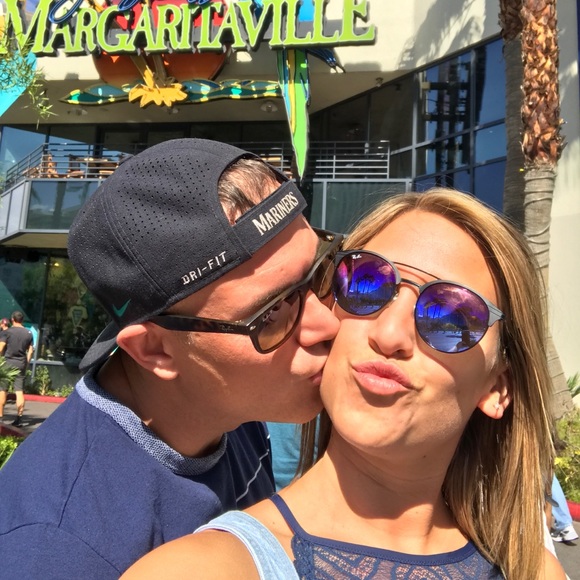 Meet your Posher, Paige - Picture 1 of 1